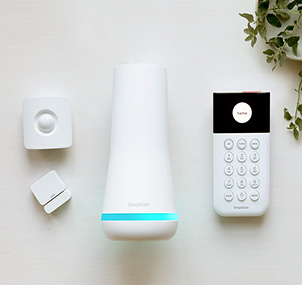 simplisafe wireless home security system with bonus simplicam